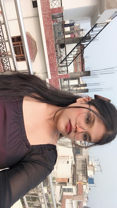 Anjali  home tutor in Varanasi.