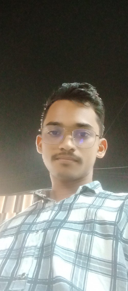 Vinit  home tutor in Prayagraj.