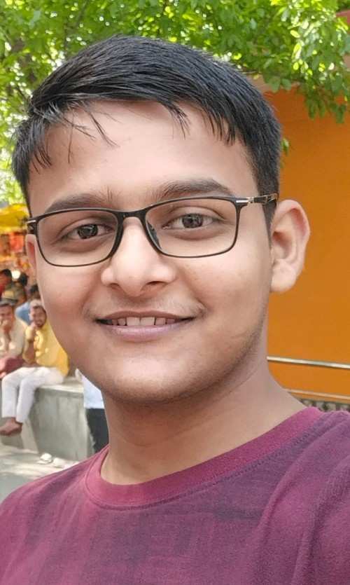 Prateek Singh Maths,Computer & Software home tutor in Varanasi.
